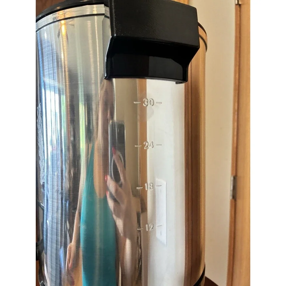 West Bend 30 Cup Automatic Coffee Urn Maker Cat No 58030 Stainless Steel Works